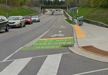 Example of accessible bus/bike platform.